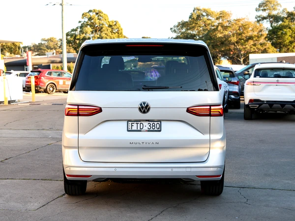 2024 Volkswagen Multivan TDI360 Life Automatic Diesel