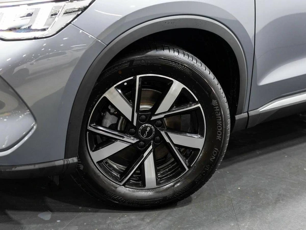 2026 Byd Sealion 5 Essential Hybrid Automatic