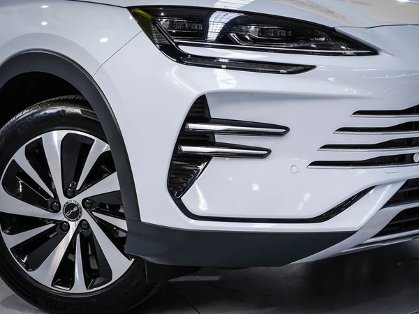 2025 Byd Sealion 6 Essential Hybrid Automatic
