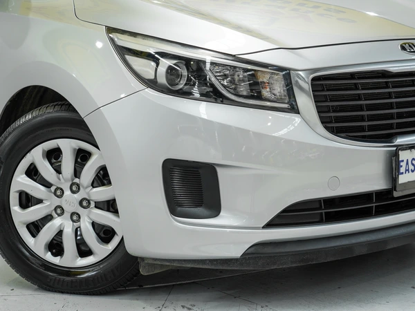 2017 Kia Carnival S Automatic Petrol Front Wheel Drive
