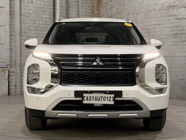 2022 Mitsubishi Outlander LS Automatic Petrol