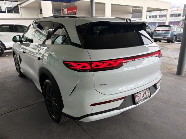 2025 Byd Sealion 8 Dynamic FWD Hybrid Automatic