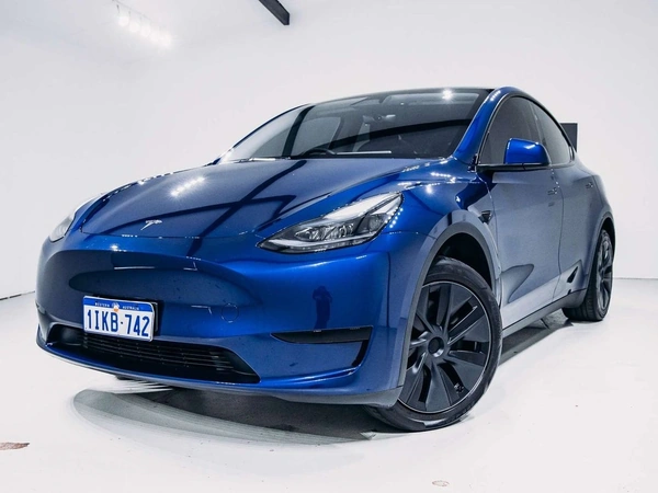 2024 Tesla Model Y Rear-Wheel Drive Automatic Heated Seats