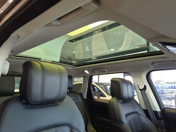 2022 Land Rover Range Rover Sport D250 SE AWD Sliding Panoramic Roof