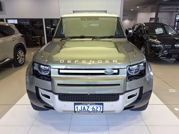2021 Land Rover Defender 110 D300 SE AWD Air Suspension