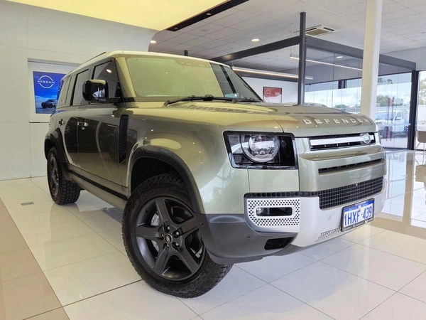 2023 Land Rover Defender 110 D300 SE AWD Automatic