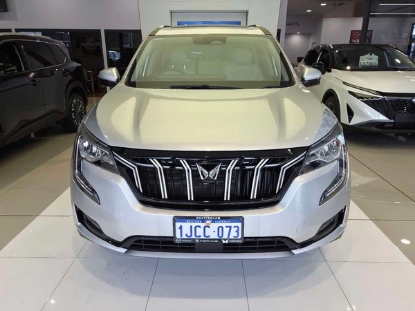2024 Mahindra XUV700 AX7L Front Wheel Drive Automatic Petrol