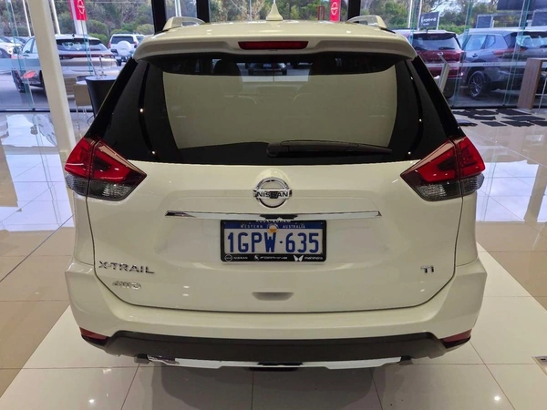 2018 Nissan X-Trail Ti Tan Trim AWD Panoramic Sunroof