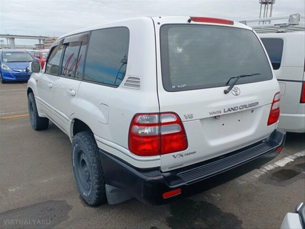 2000 Toyota Landcruiser 100 VX LIMITED 4WD Sunroof 8 Seats