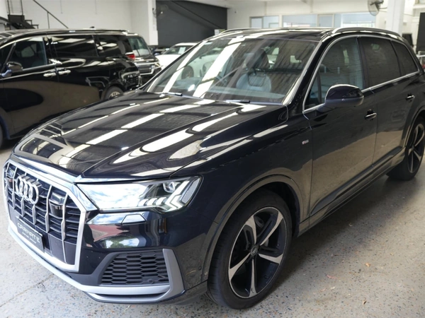 2020 Audi Q7 S line AWD Diesel
