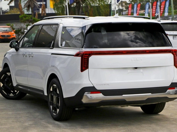 2026 Kia Carnival GT-Line Front Wheel Drive Automatic