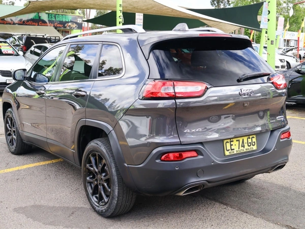 2015 Jeep Cherokee Longitude Wagon AWD Sports Automatic