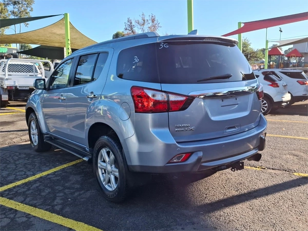 2016 Isuzu MU-X LS-T Diesel 4WD