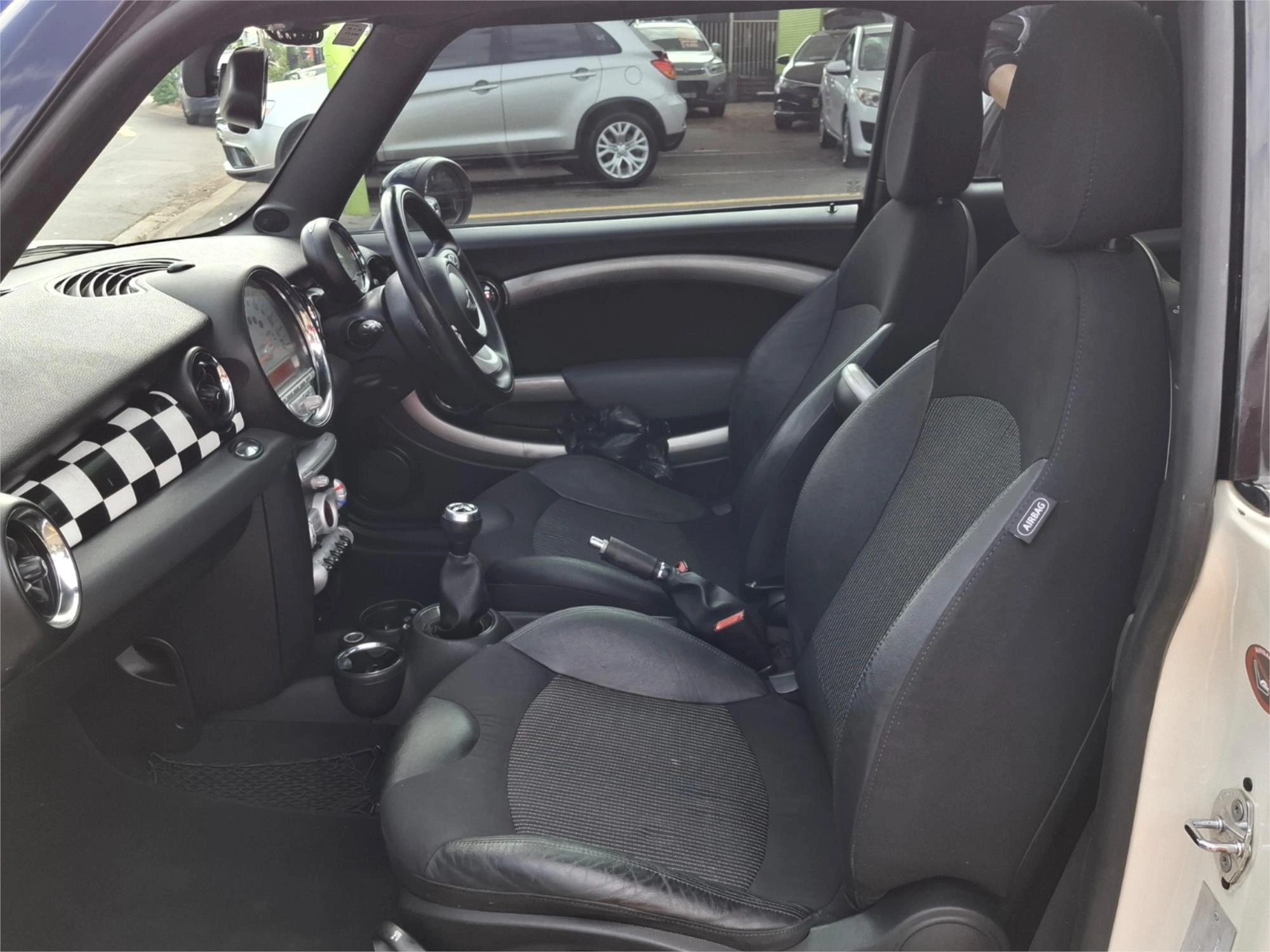 Photo 17