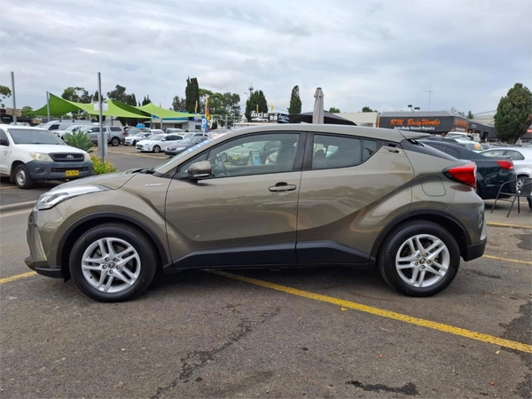 2019 Toyota C-HR (2WD) NGX10R UPDATE Automatic
