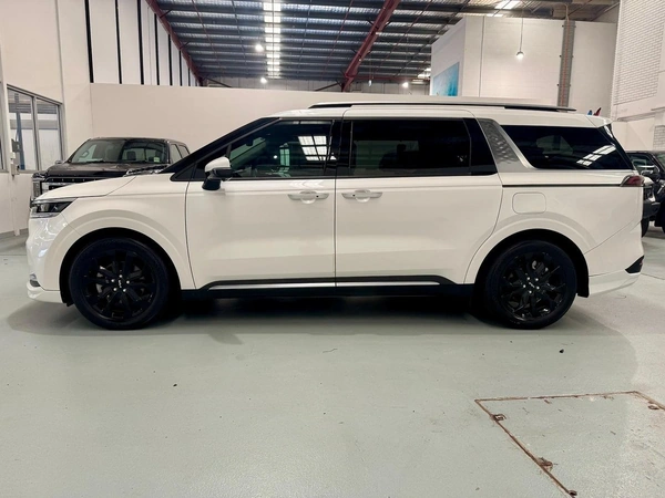 2020 Kia Carnival Platinum Automatic Diesel