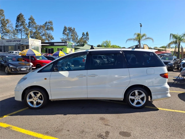 2000 Toyota Estima G Wagon 4WD Automatic