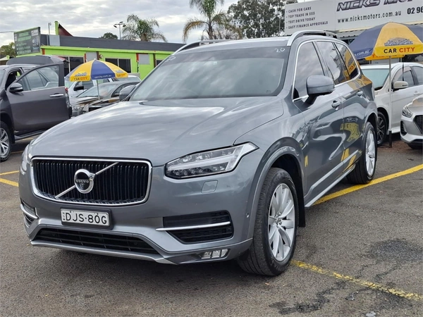 2016 Volvo XC90 Momentum AWD Diesel Automatic
