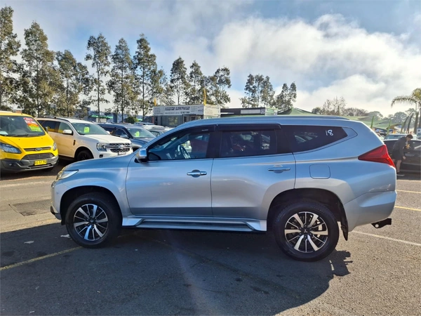 2017 Mitsubishi Pajero Sport Exceed AWD Diesel