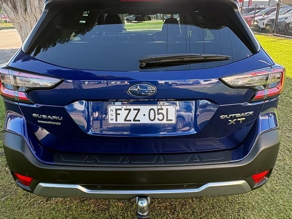 2023 Subaru Outback Touring XT AWD CVT