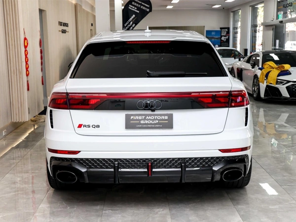 2025 Audi RS Q8 TFSI performance AWD Sports Automatic
